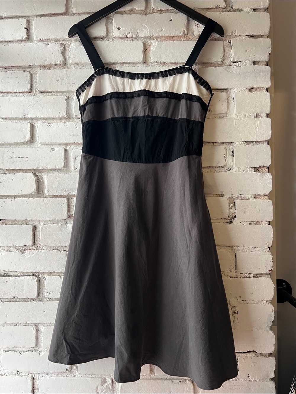 Vintage Strappy Midi Dress in Black, Gray & Cream - Picture 2 of 8